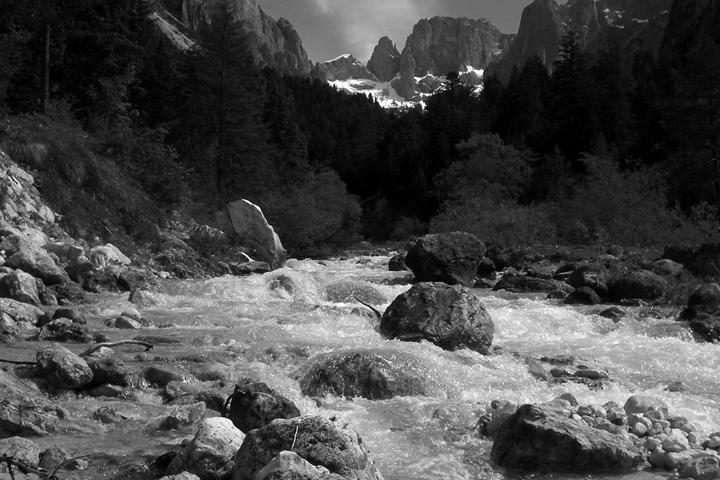 17594855305a7e2cea06fd27.09124225